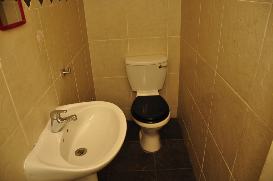 To Let 3 Bedroom Property for Rent in Kyalami Hills Gauteng