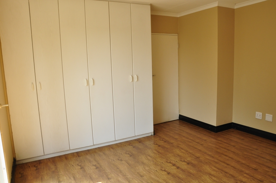 To Let 3 Bedroom Property for Rent in Kyalami Hills Gauteng