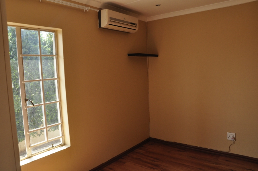 To Let 3 Bedroom Property for Rent in Kyalami Hills Gauteng