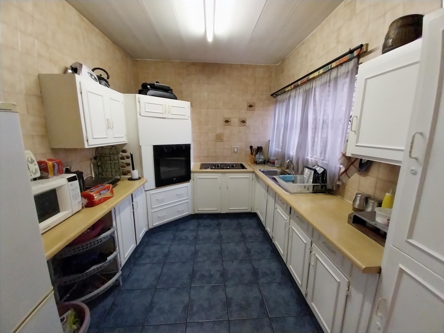 3 Bedroom Property for Sale in Brackendowns Gauteng
