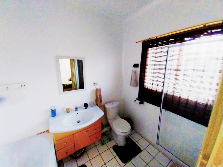 3 Bedroom Property for Sale in Brackendowns Gauteng