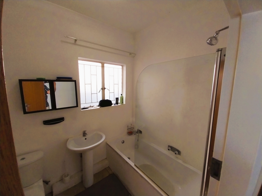 3 Bedroom Property for Sale in Brackendowns Gauteng
