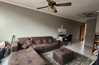2 Bedroom Property for Sale in Pretoria North Gauteng