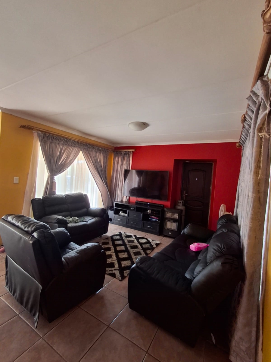 3 Bedroom Property for Sale in Southdowns Estate Gauteng