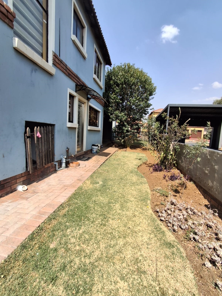 3 Bedroom Property for Sale in Southdowns Estate Gauteng