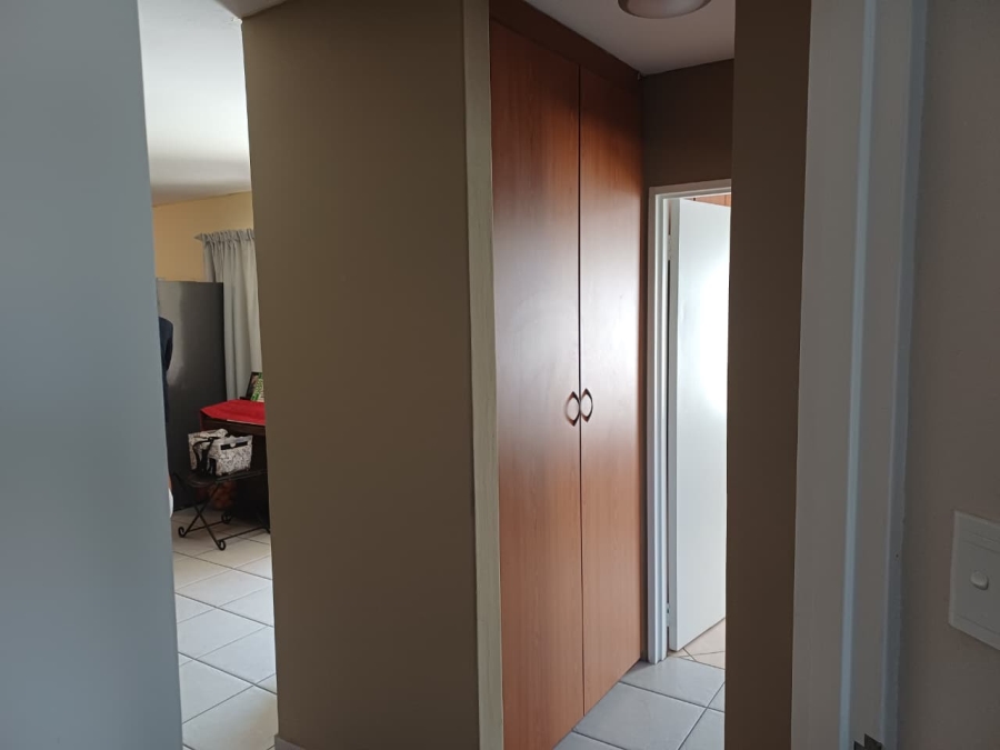 2 Bedroom Property for Sale in Randpoort Gauteng