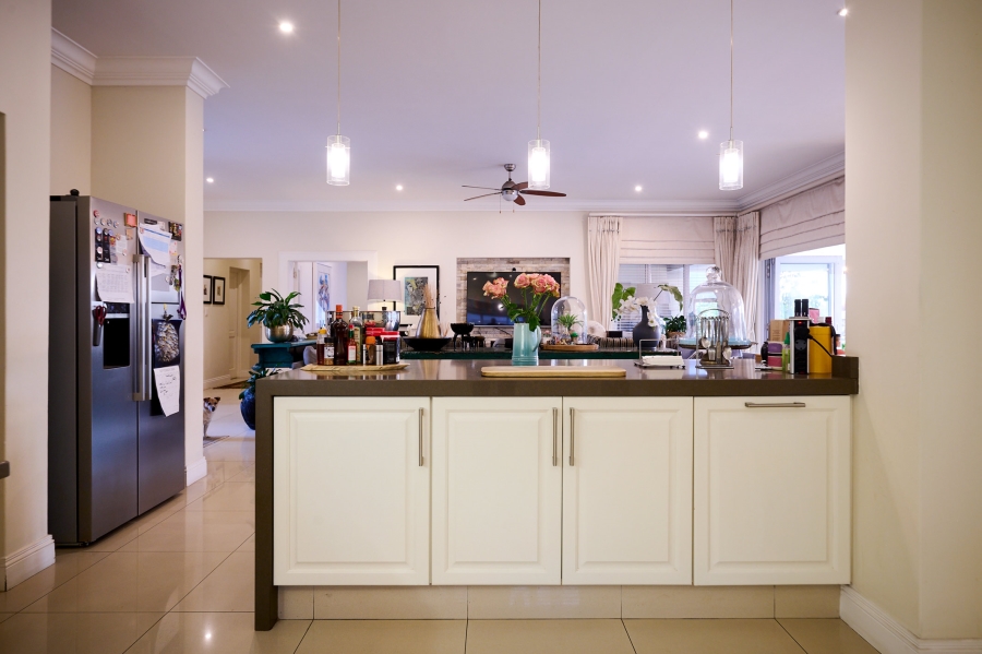 4 Bedroom Property for Sale in Waterfall Country Village Gauteng