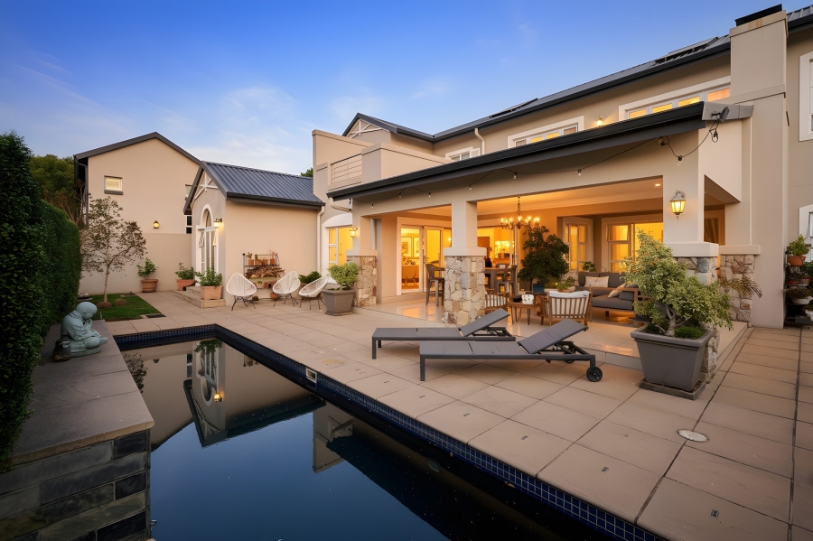 4 Bedroom Property for Sale in Waterfall Country Village Gauteng