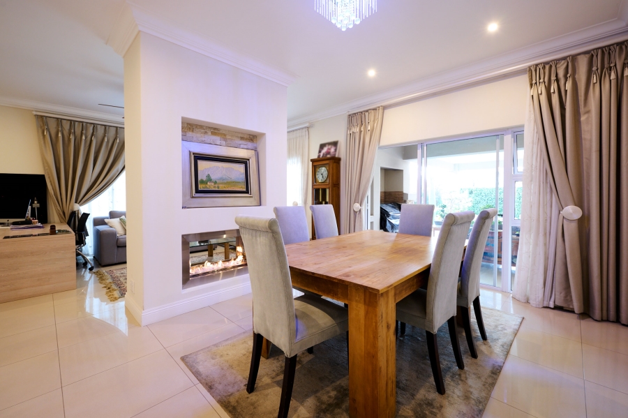 4 Bedroom Property for Sale in Waterfall Country Village Gauteng