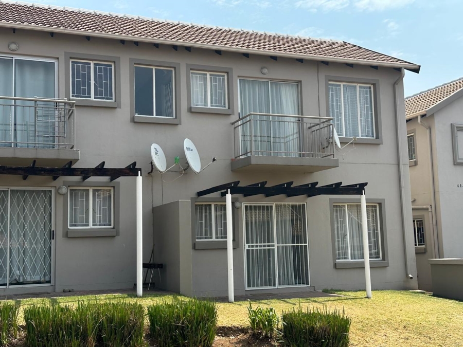 To Let 1 Bedroom Property for Rent in Aloe Ridge Estate Gauteng