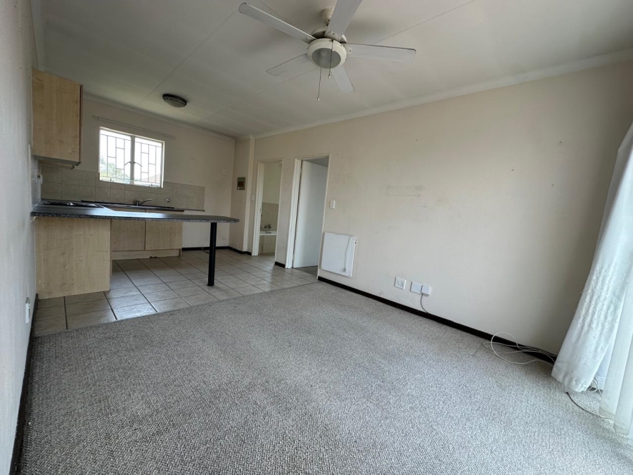 To Let 1 Bedroom Property for Rent in Aloe Ridge Estate Gauteng
