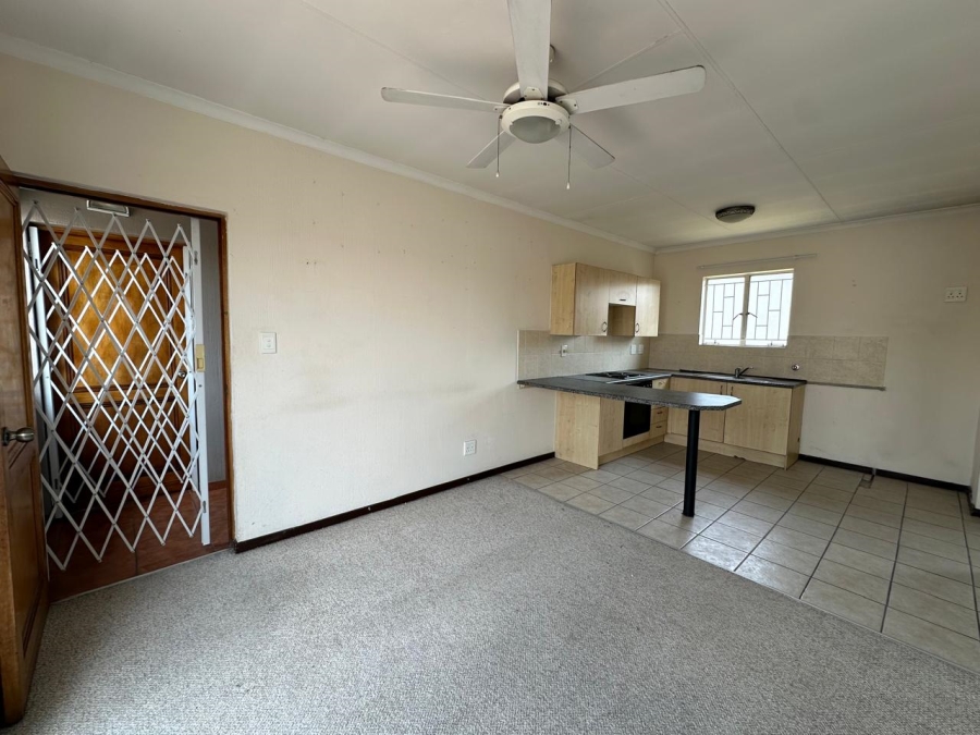 To Let 1 Bedroom Property for Rent in Aloe Ridge Estate Gauteng