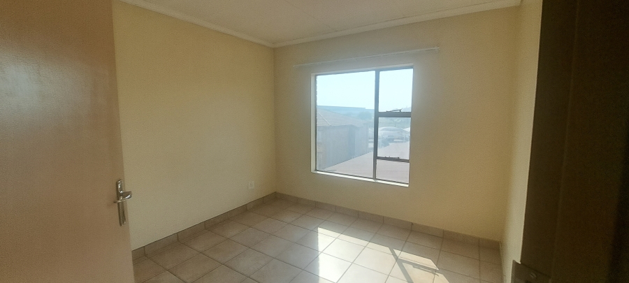 1 Bedroom Property for Sale in Roodia Gauteng