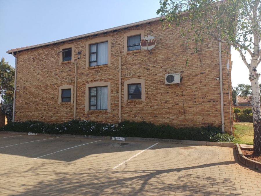 2 Bedroom Property for Sale in Randpoort Gauteng