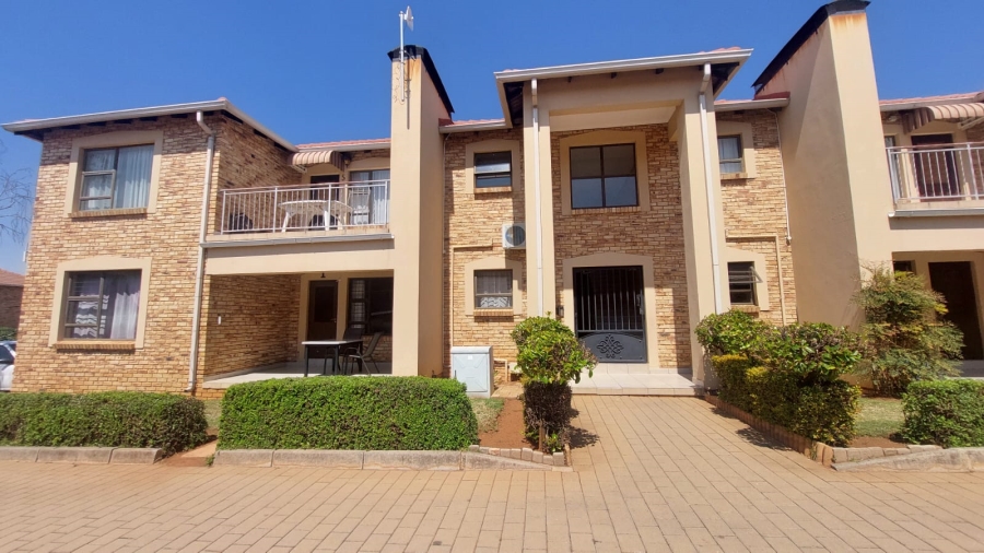 2 Bedroom Property for Sale in Randpoort Gauteng