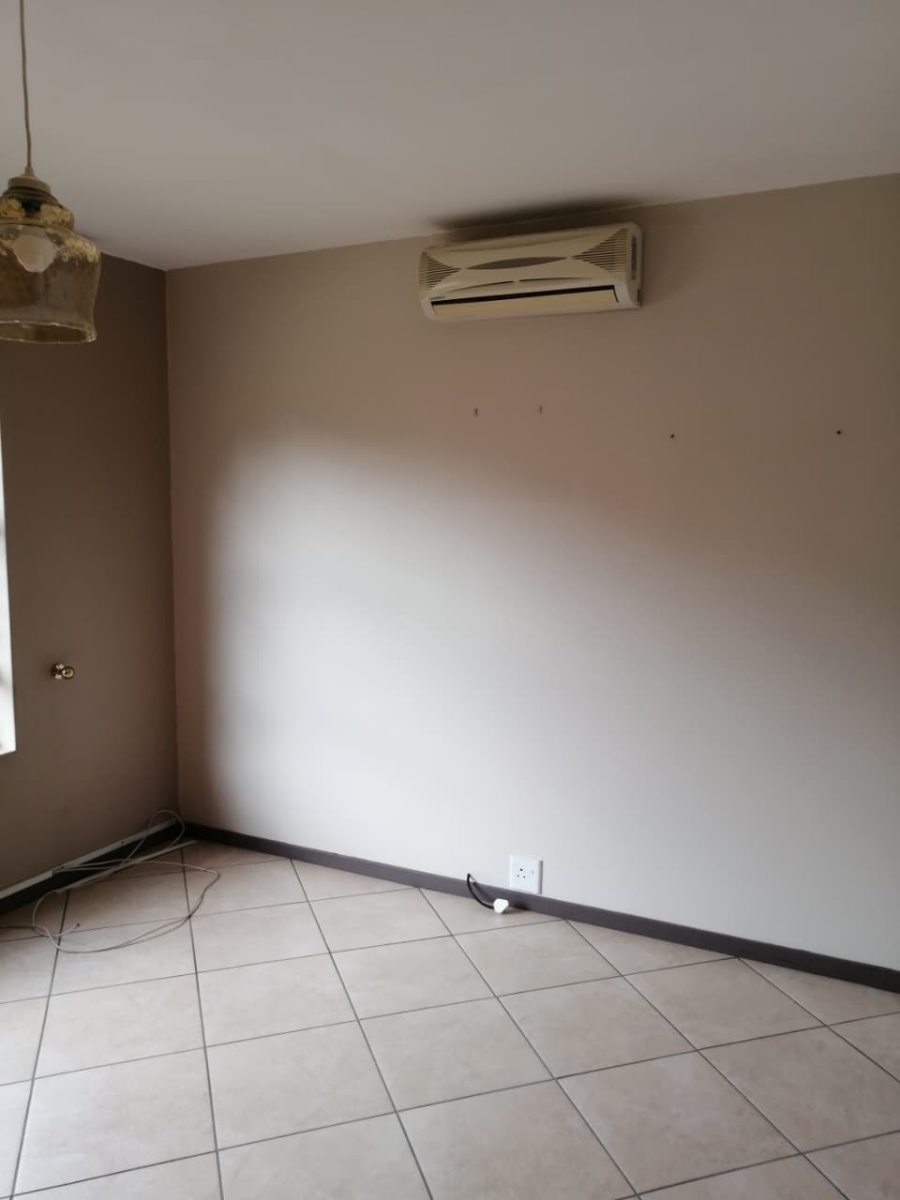 2 Bedroom Property for Sale in Randpoort Gauteng