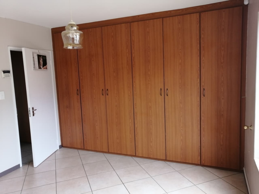 2 Bedroom Property for Sale in Randpoort Gauteng