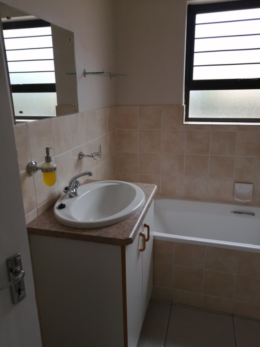 2 Bedroom Property for Sale in Randpoort Gauteng
