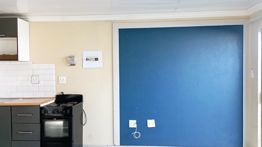 To Let 1 Bedroom Property for Rent in Tedstoneville Gauteng