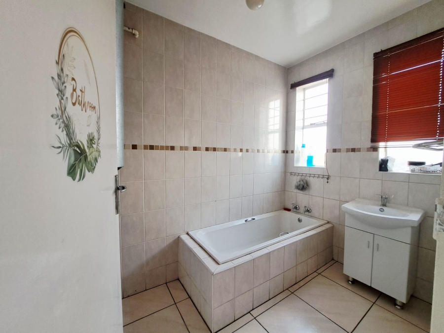 To Let 2 Bedroom Property for Rent in Alberton North Gauteng