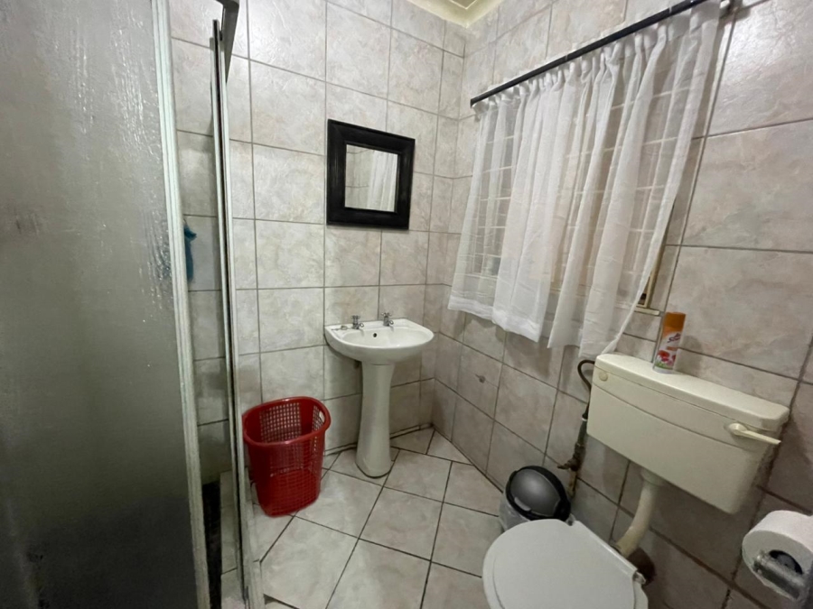 4 Bedroom Property for Sale in Lindhaven Gauteng