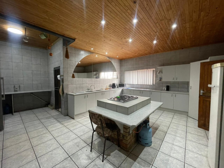 4 Bedroom Property for Sale in Lindhaven Gauteng
