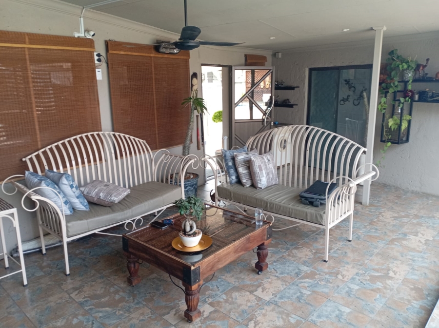 3 Bedroom Property for Sale in Strubenvale Gauteng