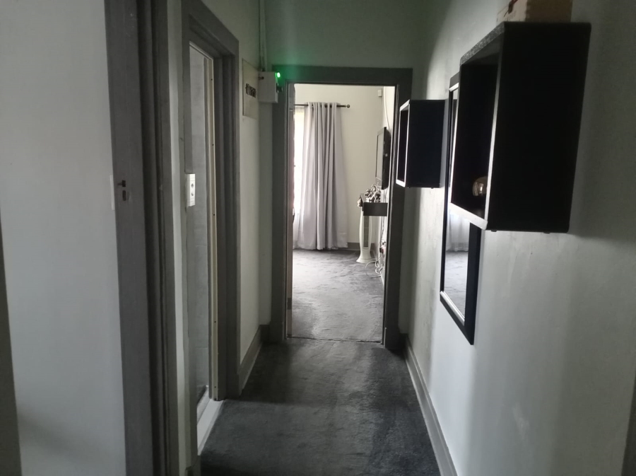 3 Bedroom Property for Sale in Strubenvale Gauteng