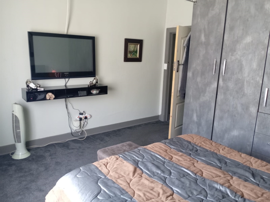 3 Bedroom Property for Sale in Strubenvale Gauteng