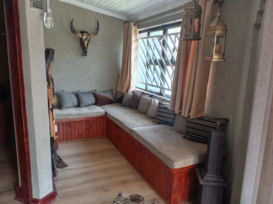 3 Bedroom Property for Sale in Strubenvale Gauteng