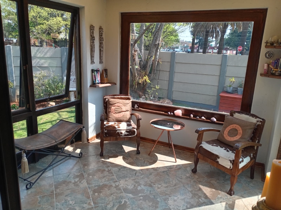 3 Bedroom Property for Sale in Strubenvale Gauteng