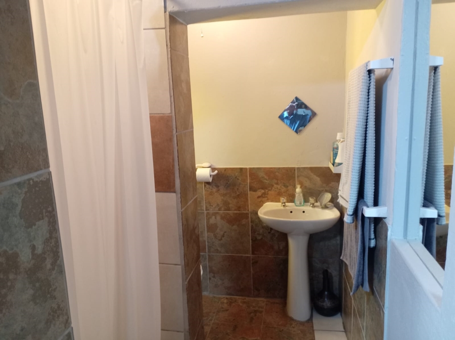 3 Bedroom Property for Sale in Strubenvale Gauteng