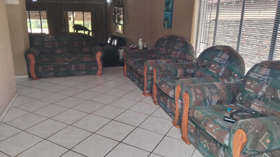 4 Bedroom Property for Sale in Lindhaven Gauteng