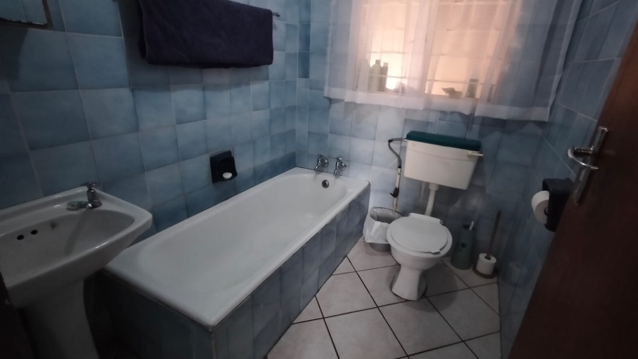 4 Bedroom Property for Sale in Lindhaven Gauteng