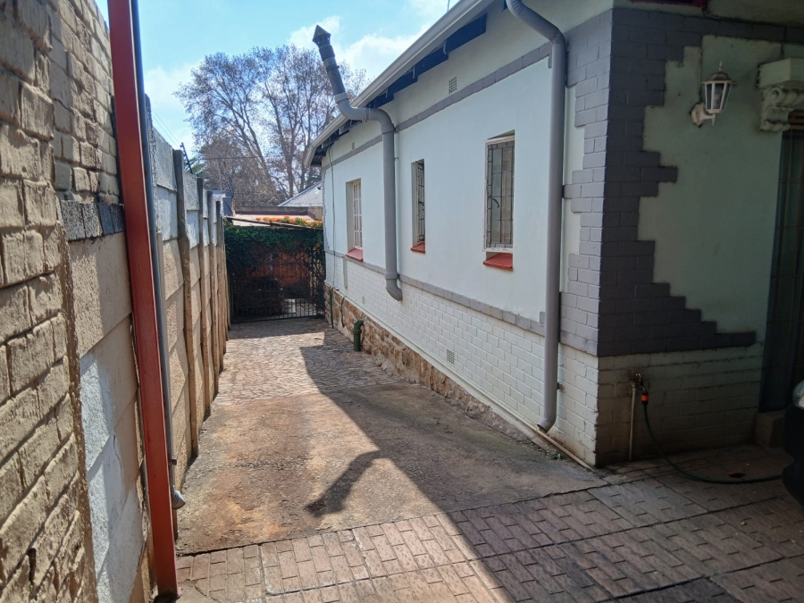 3 Bedroom Property for Sale in Orange Grove Gauteng