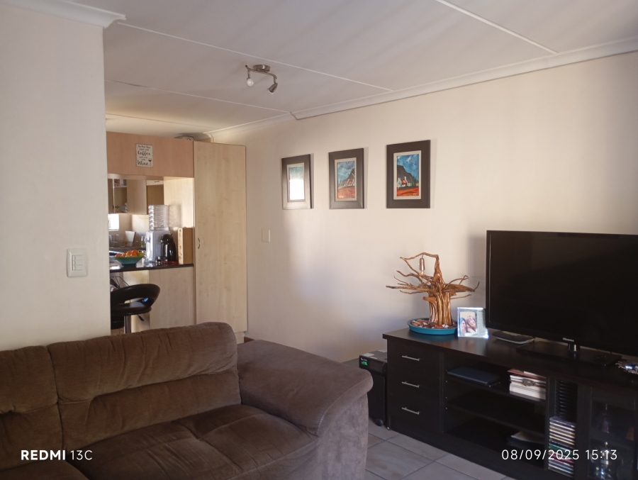 2 Bedroom Property for Sale in Rynfield Gauteng