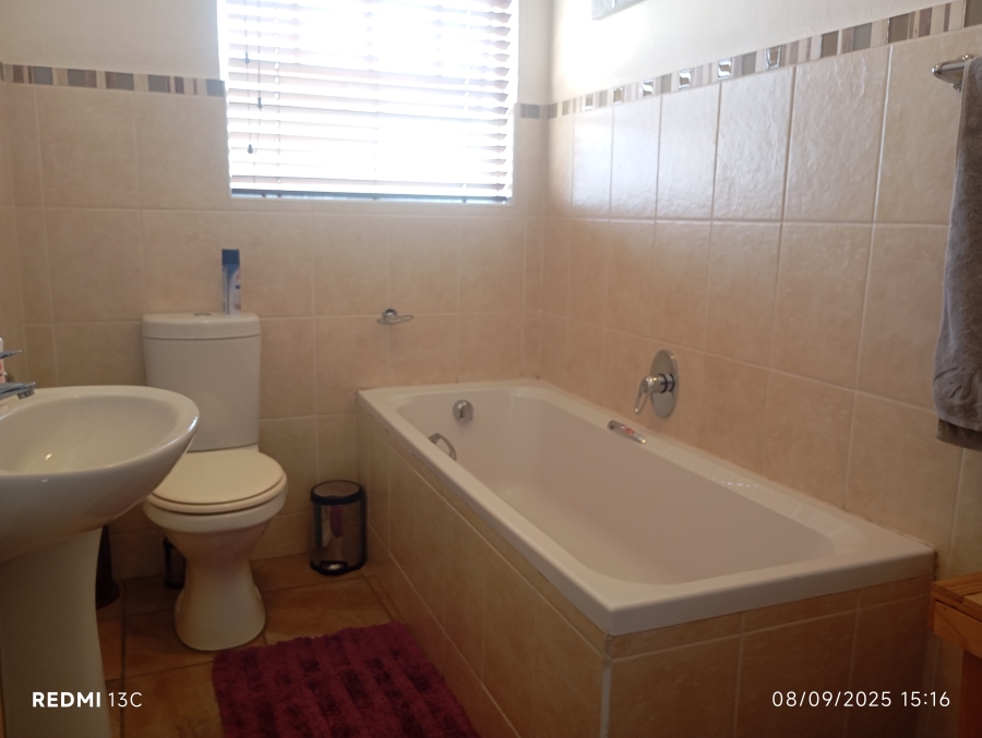 2 Bedroom Property for Sale in Rynfield Gauteng