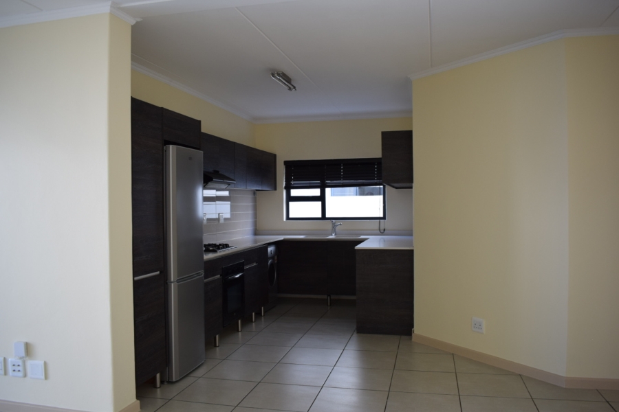 To Let 3 Bedroom Property for Rent in Petervale Gauteng