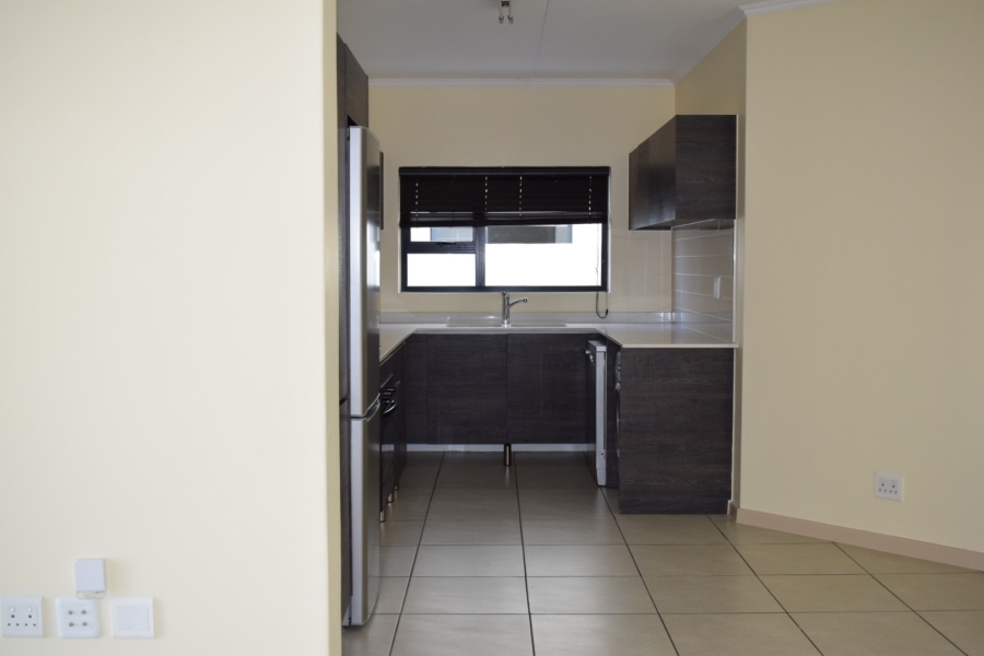 To Let 3 Bedroom Property for Rent in Petervale Gauteng