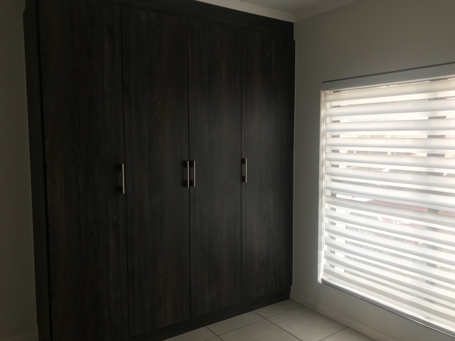To Let 3 Bedroom Property for Rent in Petervale Gauteng
