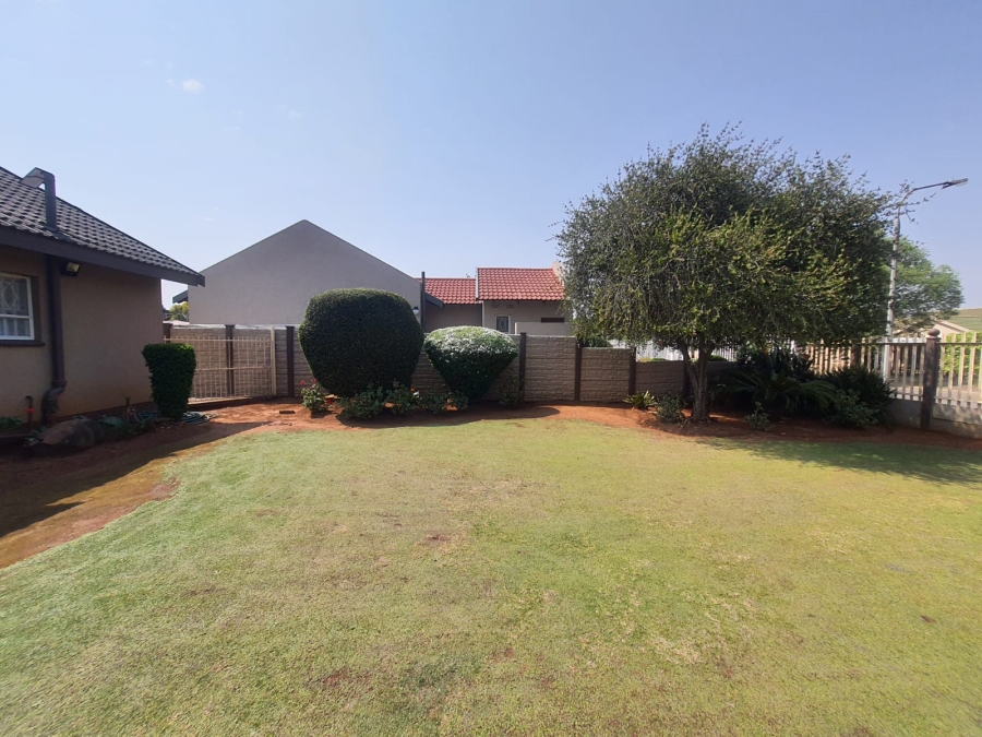 3 Bedroom Property for Sale in Vanderbijlpark SE 6 Gauteng