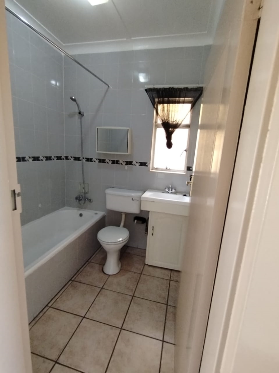 To Let 2 Bedroom Property for Rent in Meyerton Central Gauteng