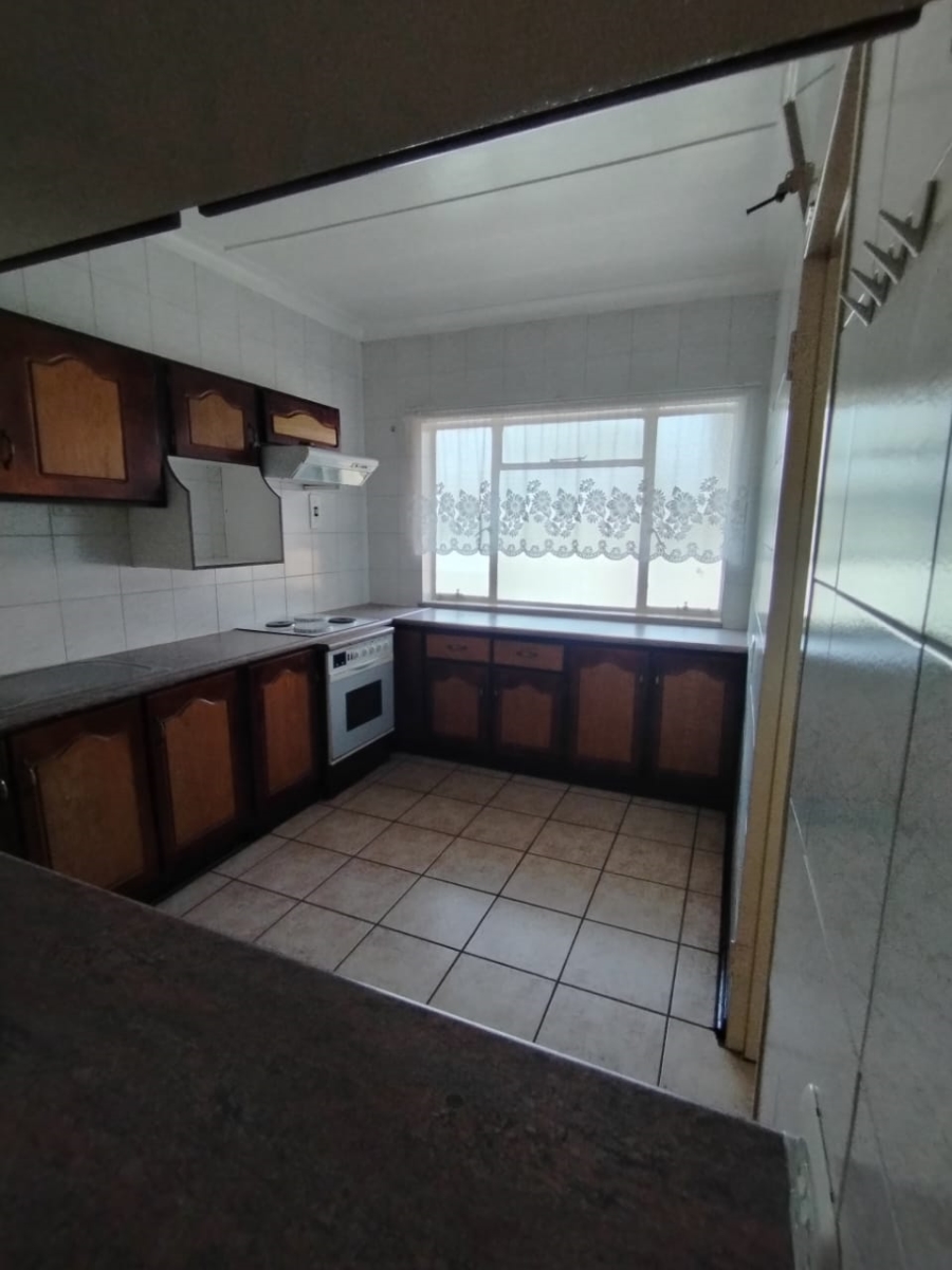 To Let 2 Bedroom Property for Rent in Meyerton Central Gauteng
