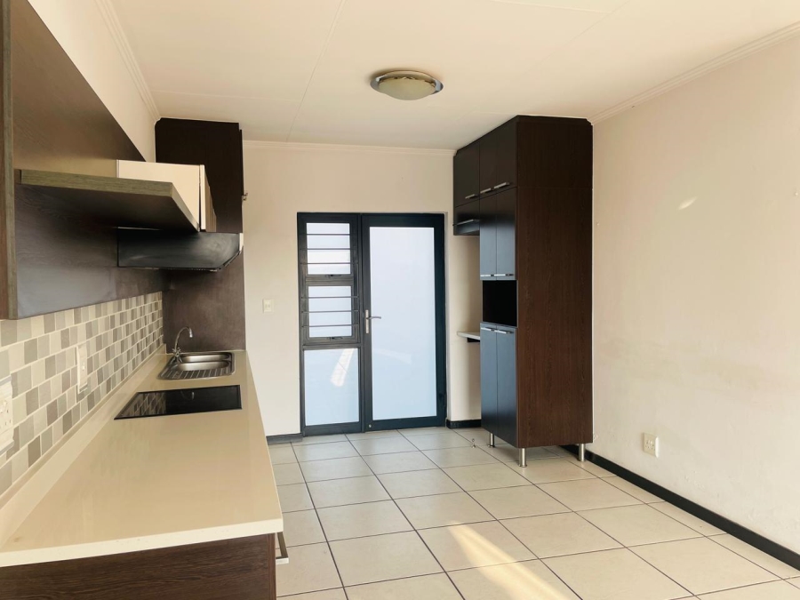 2 Bedroom Property for Sale in Douglasdale Gauteng