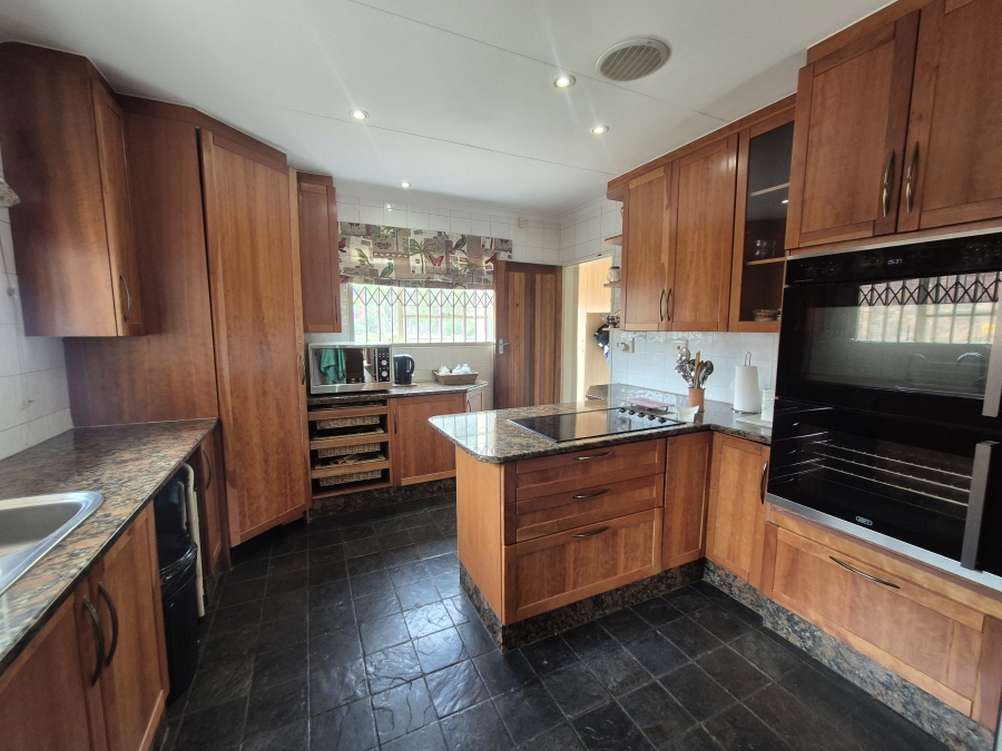 3 Bedroom Property for Sale in Sonneveld Gauteng