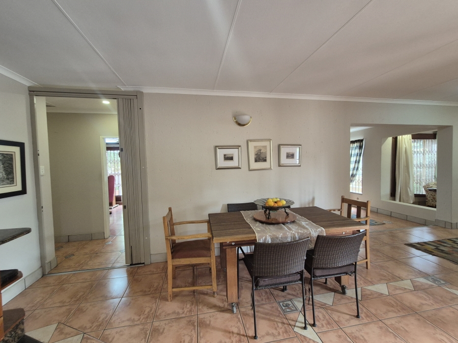 3 Bedroom Property for Sale in Sonneveld Gauteng