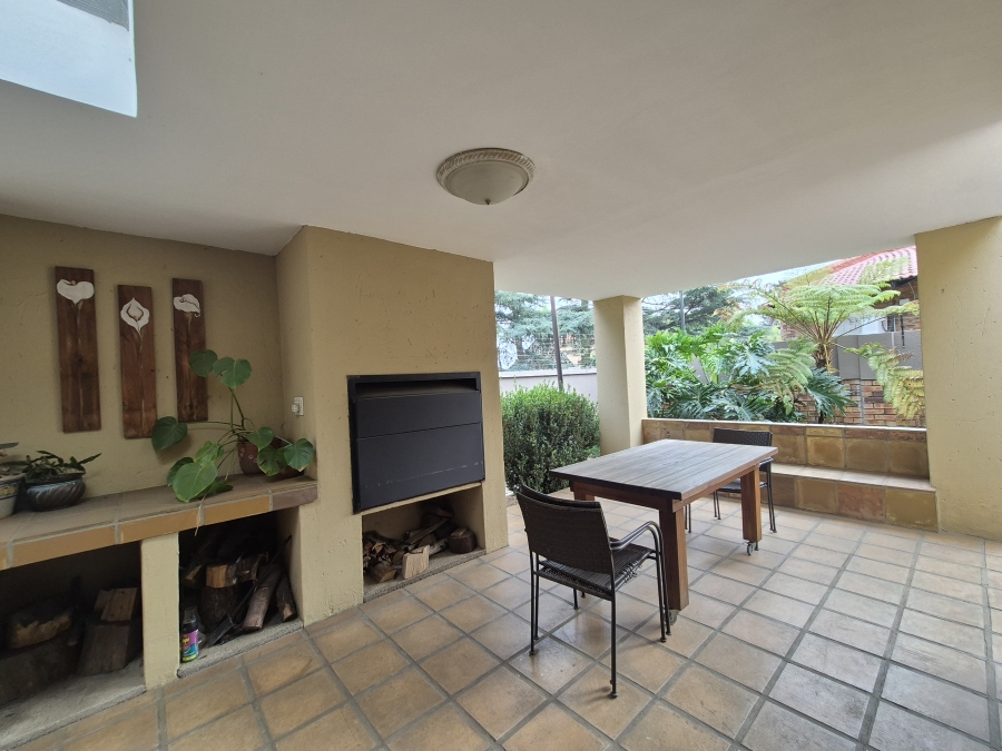 3 Bedroom Property for Sale in Sonneveld Gauteng