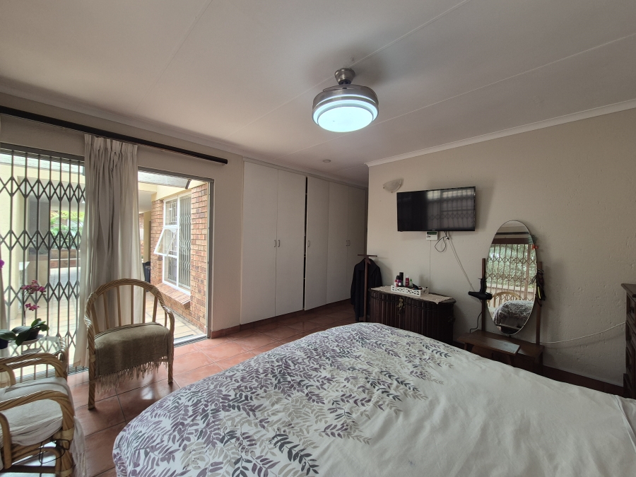 3 Bedroom Property for Sale in Sonneveld Gauteng