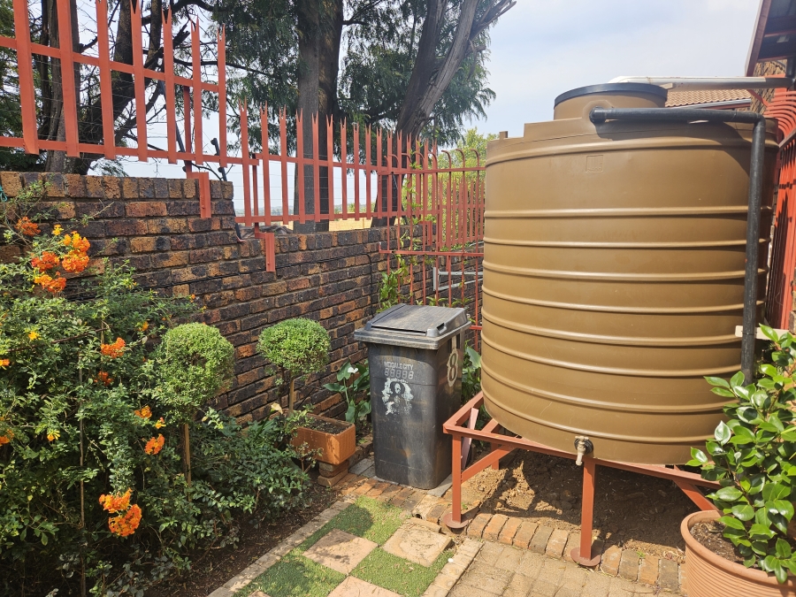 4 Bedroom Property for Sale in Rant En Dal Gauteng