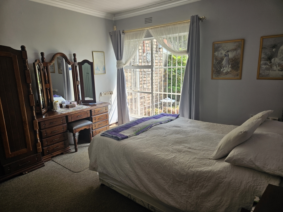 4 Bedroom Property for Sale in Rant En Dal Gauteng